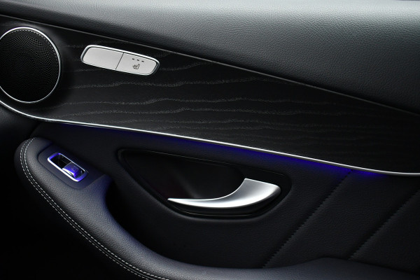 Mercedes-Benz GLC 200 4matic AMG line Trekhaak Night 20inch