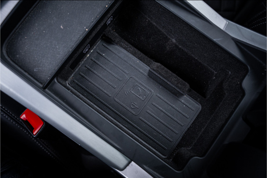 Audi Q8 60 TFSI e quattro Competition - Panorama | RS Seats | Luchtvering | Elek. Trekhaak | 360 Camera