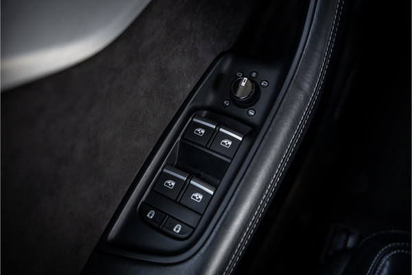 Audi Q8 60 TFSI e quattro Competition - Panorama | RS Seats | Luchtvering | Elek. Trekhaak | 360 Camera