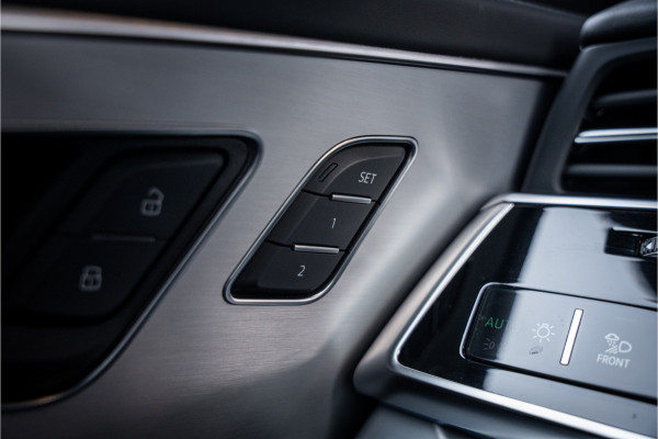 Audi Q8 60 TFSI e quattro Competition - Panorama | RS Seats | Luchtvering | Elek. Trekhaak | 360 Camera