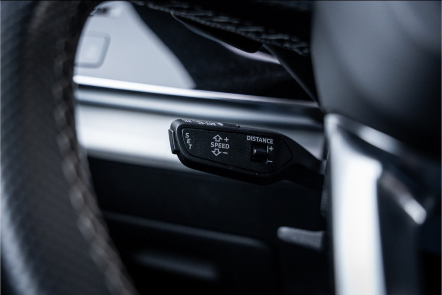 Audi Q8 60 TFSI e quattro Competition - Panorama | RS Seats | Luchtvering | Elek. Trekhaak | 360 Camera