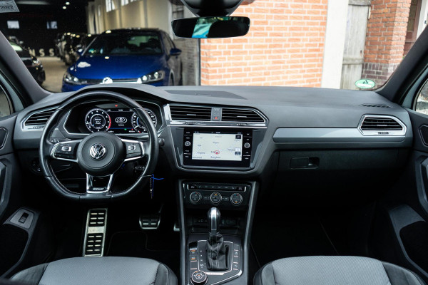 Volkswagen Tiguan 2.0 TSI 4Motion R-Line Pano / ACC / DAB