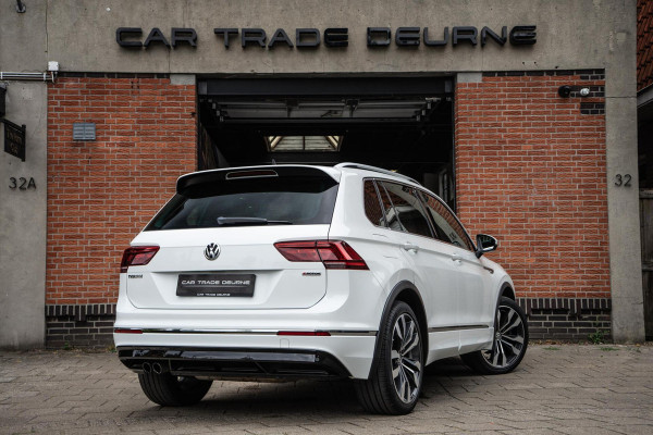 Volkswagen Tiguan 2.0 TSI 4Motion R-Line Pano / ACC / DAB