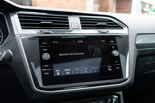 Volkswagen Tiguan 2.0 TSI 4Motion R-Line Pano / ACC / DAB