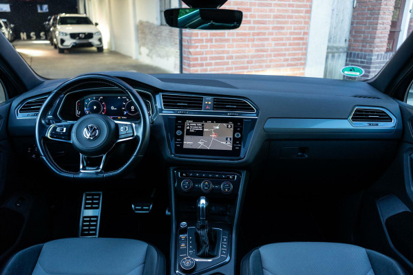 Volkswagen Tiguan 2.0 TSI 4Motion R-Line Pano / Camera / Trekhaak