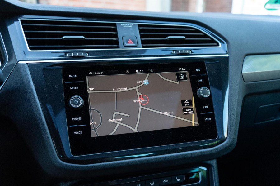 Volkswagen Tiguan 2.0 TSI 4Motion R-Line Pano / Camera / Trekhaak