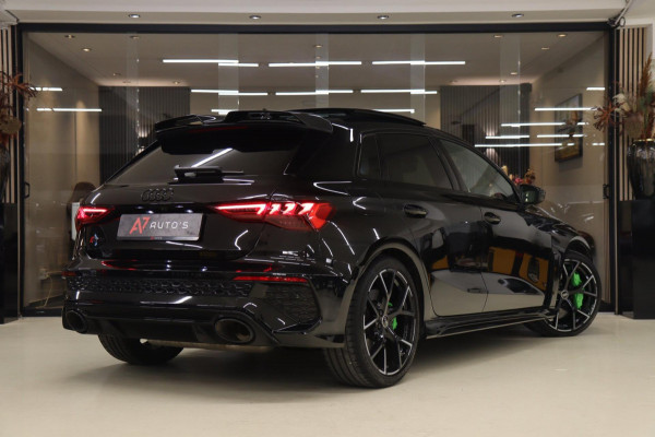 Audi RS 3 SPORTBACK 2.5 TFSI quattro HULK PANO/KERAMISCH/B&O/HUD/CARBONSPOILER/VOL