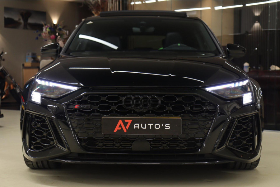 Audi RS 3 SPORTBACK 2.5 TFSI quattro HULK PANO/KERAMISCH/B&O/HUD/CARBONSPOILER/VOL
