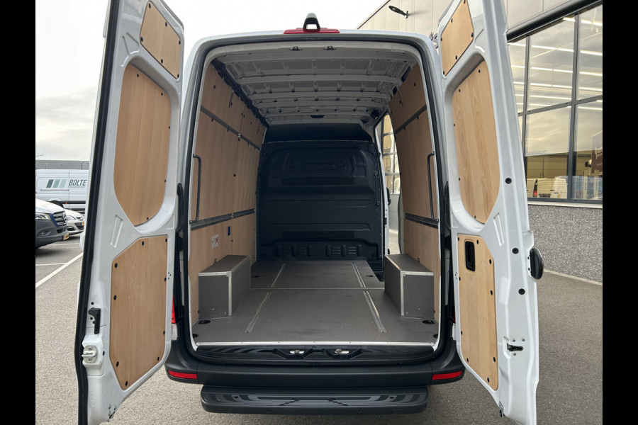 Mercedes-Benz Sprinter 317 CDI L2 H2 MBUX / 360 Camera / Navigatie / Parkeersensoren / Cruise control / Airco / 270 Graden achterdeuren