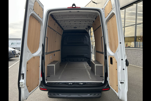 Mercedes-Benz Sprinter 317 CDI L2 H2 MBUX / 360 Camera / Navigatie / Parkeersensoren / Cruise control / Airco / 270 Graden achterdeuren