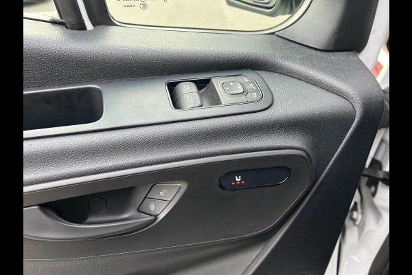 Mercedes-Benz Sprinter 317 CDI L2 H2 MBUX / 360 Camera / Navigatie / Parkeersensoren / Cruise control / Airco / 270 Graden achterdeuren