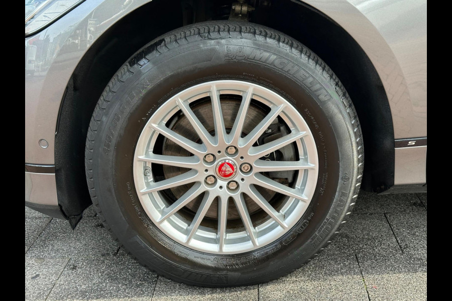 Jaguar I-PACE EV400 S 90 kWh Leer Navi Camera Carplay Pano