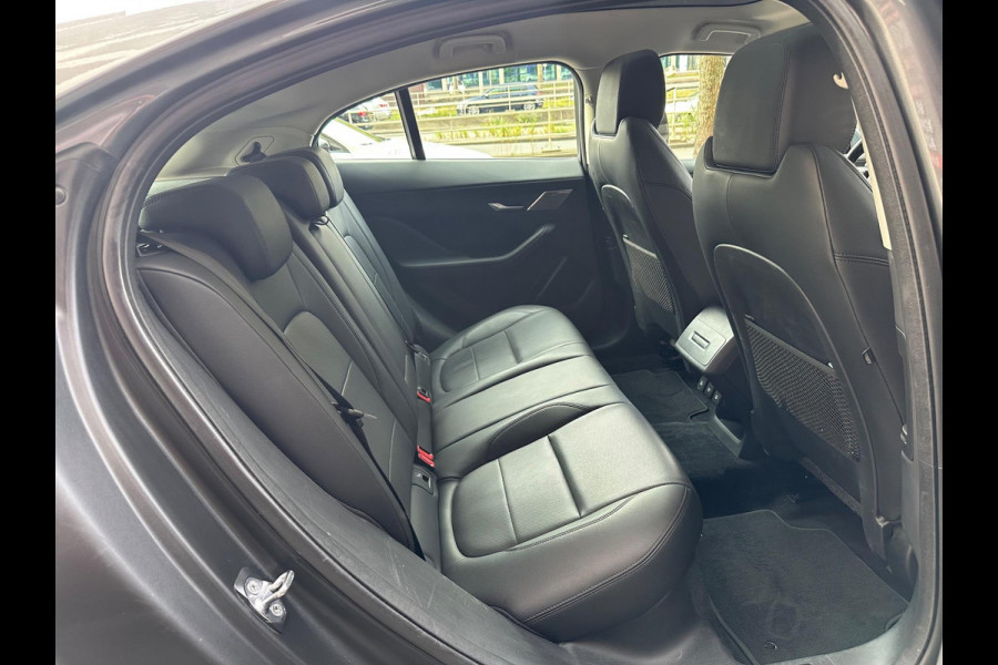 Jaguar I-PACE EV400 S 90 kWh Leer Navi Camera Carplay Pano