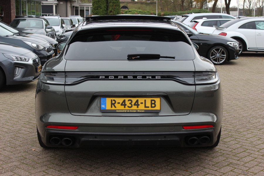 Porsche Panamera Sport Turismo 2.9 4 E-Hybrid Platinum Edition / Panoramadak / 360Camera / Head-up / Luchtvering / Matrix LED / Softclose / Bose / Keyless / 21'' / Sportuitlaat / Sportdesign+Chrono / Stuurverwarming / Stoelverwarming 4x / Stoelmassage /