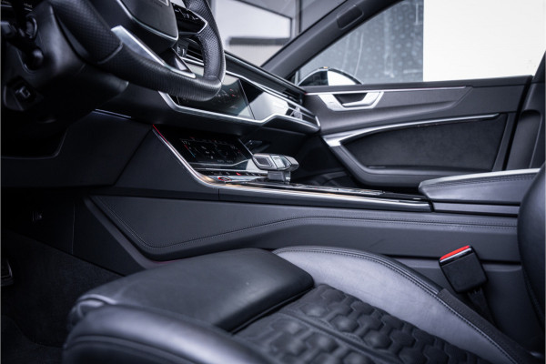 Audi RS7 Sportback 4.0 TFSI quattro - Keramisch | Panorama | B&O | Stoelkoeling | Memory | 360 Camera
