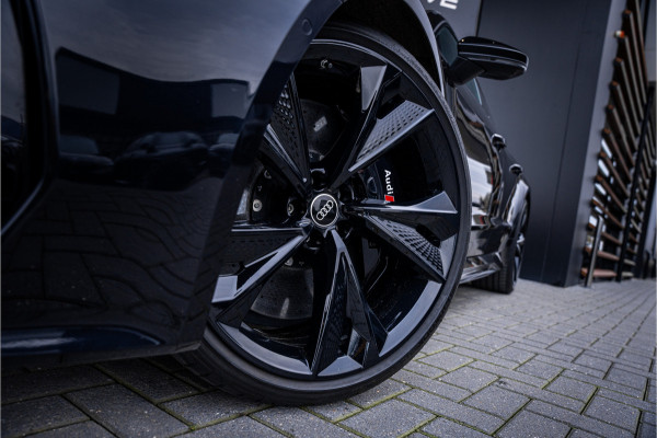 Audi RS7 Sportback 4.0 TFSI quattro - Keramisch | Panorama | B&O | Stoelkoeling | Memory | 360 Camera