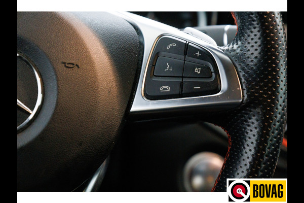 Mercedes-Benz GLA 180 Buss.Sol. AMG Automaat | Trekhaak | Led | Stoelverw. | Navigatie | Climate control | All season banden, Keyless entry/start, Electrische achterklep