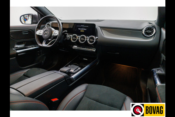 Mercedes-Benz GLA 250 e AMG Line automaat | Panoramadak | Wegklapbare Trekhaak | Adaptive Cruise Elektrische achterklep, Stoelverwarming, Camera, Sfeerverlichting, Navigatie