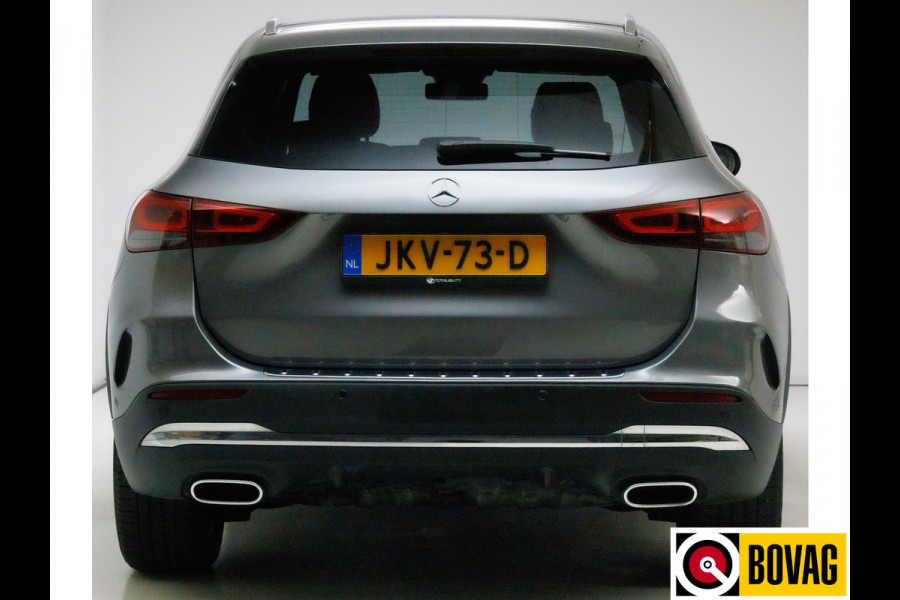 Mercedes-Benz GLA 250 e AMG Line automaat | Panoramadak | Wegklapbare Trekhaak | Adaptive Cruise Elektrische achterklep, Stoelverwarming, Camera, Sfeerverlichting, Navigatie