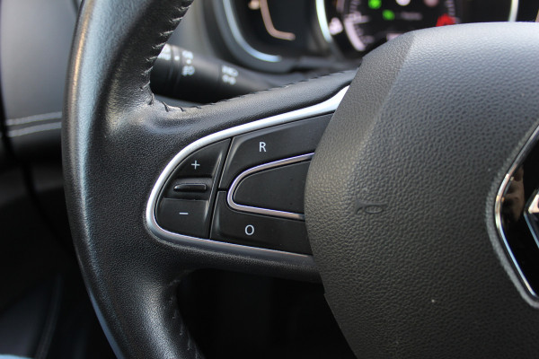 Renault Scénic 1.3 TCe Intens / Camera / Head-up / Navigatie / Half leder / 20'' / Dodehoek / DAB / Cruise Control