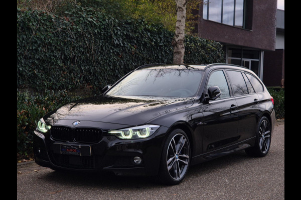 BMW 3 Serie Touring 330i M Sport X-Drive CarPlay Dig. Teller 6wb Line assist Dode Hoek ACC NAP NL Stuurverwarm 100% dealer onderho