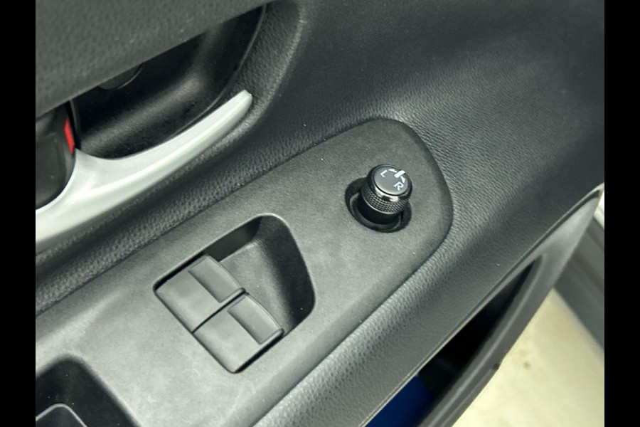 Toyota Aygo X 1.0 VVT-i MT Play Airco Navi Carplay PDC + Camera Achter Cruise Control