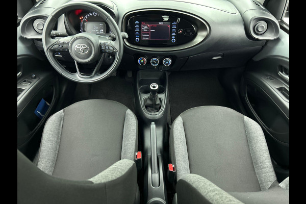 Toyota Aygo X 1.0 VVT-i MT Play Airco Navi Carplay PDC + Camera Achter Cruise Control