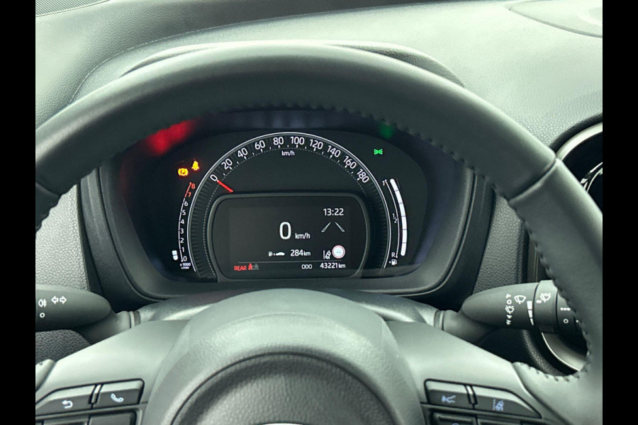 Toyota Aygo X 1.0 VVT-i MT Play Airco Navi Carplay PDC + Camera Achter Cruise Control