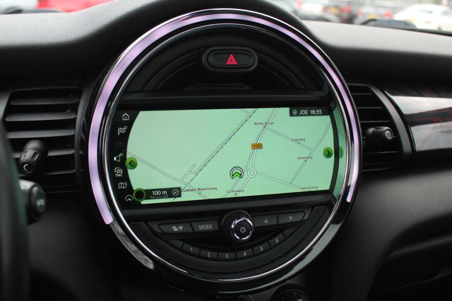 MINI Cabrio 1.5 Cooper / JCW Package / Leder / CarPlay / 18'' / Keyless / Navigatie / Stoelverwarming / Windscherm / Cruise Control