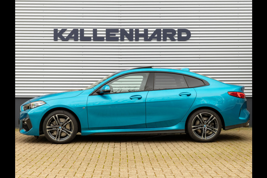 BMW 2 Serie Gran Coupé 220i M-Sport - Pano - Verwarmd Stuurwiel - ACC - Camera