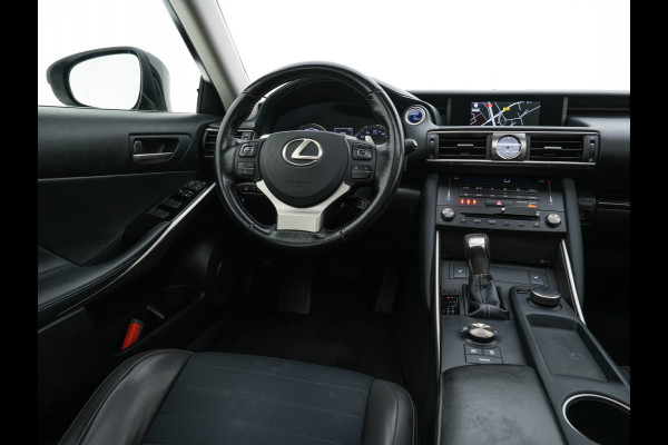 Lexus IS 300h Hybrid Business Line Aut. *PANO | LEATHER-MICROFIBRE | FULL-LED | NAVI-FULLMAP | HEATED-COMFORTSEATS | CAMERA | ECC | SHIFT-PADDLES | PDC | CRUISE | 17''ALU*