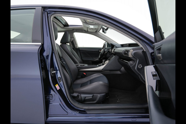 Lexus IS 300h Hybrid Business Line Aut. *PANO | LEATHER-MICROFIBRE | FULL-LED | NAVI-FULLMAP | HEATED-COMFORTSEATS | CAMERA | ECC | SHIFT-PADDLES | PDC | CRUISE | 17''ALU*