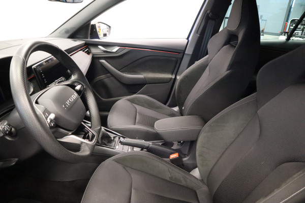 Škoda Kamiq 1.5 TSI ACT Sport Business Full-led CruiseControl 18'lmv 24 maanden garantie mogelijk (*vraag naar de voorwaarden)