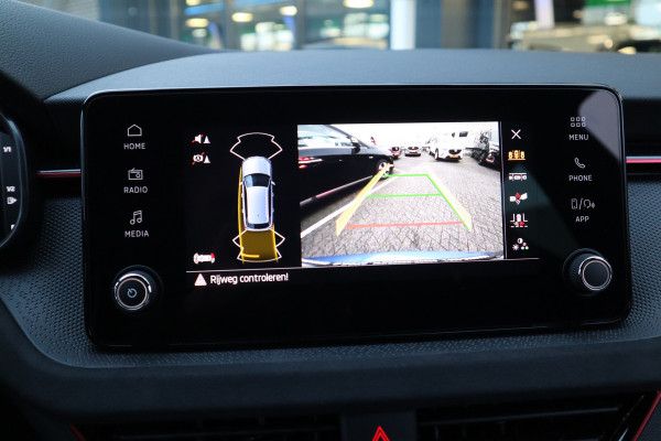 Škoda Kamiq 1.5 TSI ACT Sport Business Full-led CruiseControl 18'lmv 24 maanden garantie mogelijk (*vraag naar de voorwaarden)