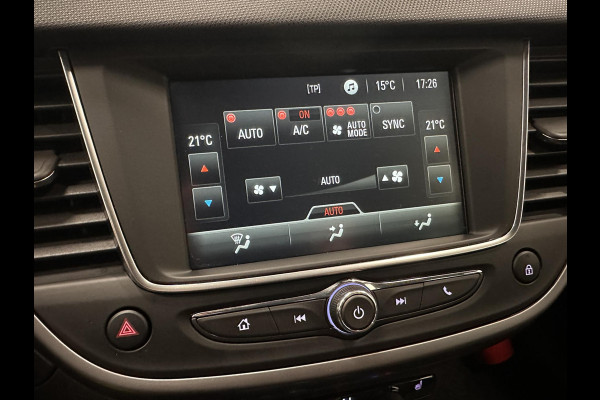 Opel Crossland X 1.2 Turbo Innovation Automaat Trekhaak Navigatie Apple Carplay/Android Auto Camera Parkeersensoren Cruise Control Stoel-en stuurverwarming Climate Control Lichtmetalen velgen Getinte ramen