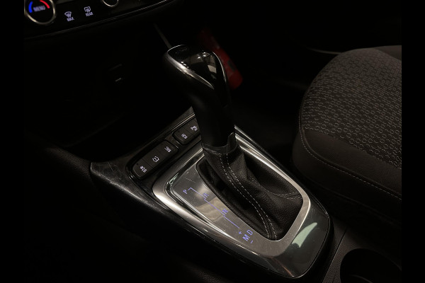 Opel Crossland X 1.2 Turbo Innovation Automaat Trekhaak Navigatie Apple Carplay/Android Auto Camera Parkeersensoren Cruise Control Stoel-en stuurverwarming Climate Control Lichtmetalen velgen Getinte ramen