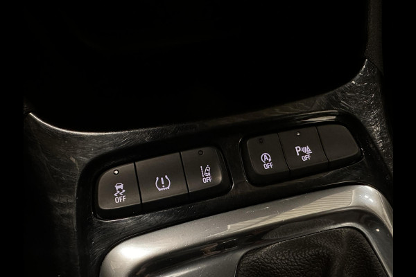 Opel Crossland X 1.2 Turbo Innovation Automaat Trekhaak Navigatie Apple Carplay/Android Auto Camera Parkeersensoren Cruise Control Stoel-en stuurverwarming Climate Control Lichtmetalen velgen Getinte ramen