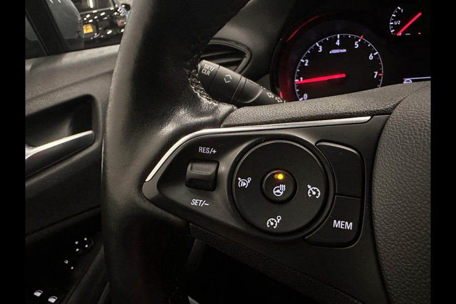 Opel Crossland X 1.2 Turbo Innovation Automaat Trekhaak Navigatie Apple Carplay/Android Auto Camera Parkeersensoren Cruise Control Stoel-en stuurverwarming Climate Control Lichtmetalen velgen Getinte ramen