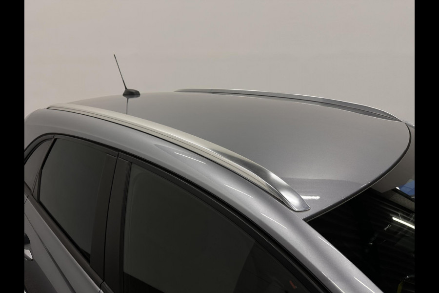 Opel Crossland X 1.2 Turbo Innovation Automaat Trekhaak Navigatie Apple Carplay/Android Auto Camera Parkeersensoren Cruise Control Stoel-en stuurverwarming Climate Control Lichtmetalen velgen Getinte ramen