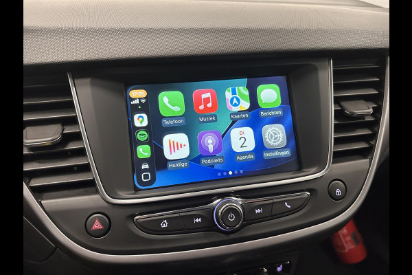 Opel Crossland X 1.2 Turbo Innovation Automaat Trekhaak Navigatie Apple Carplay/Android Auto Camera Parkeersensoren Cruise Control Stoel-en stuurverwarming Climate Control Lichtmetalen velgen Getinte ramen