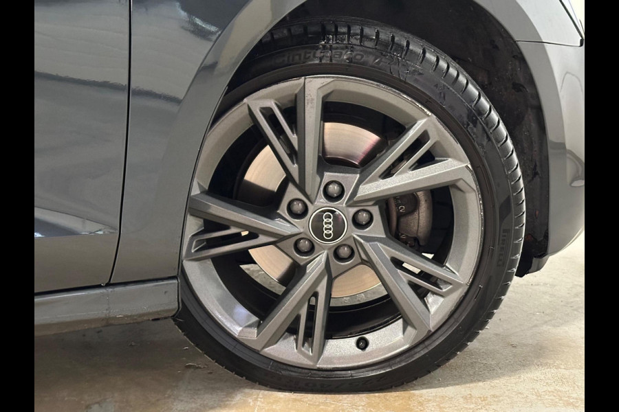 Audi A3 Sportback 30 TFSI Business edition | NAP | LED | CAMERA | CARPLAY
