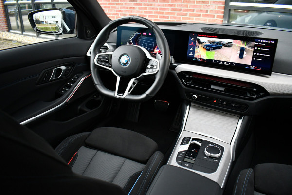 BMW 3 Serie Touring 330e M-Sport LCI-2 Pano Trekh ACC H/K 360 HUD 19inch