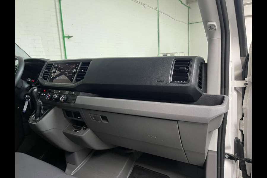 Volkswagen Crafter LAADKLEP L3H3 AUTOMAAT DSG 35 2.0 TDI 140PK 3Persoons, Airco, CruiseControl, Groot Scherm, RIJKLAARPRIJS!
