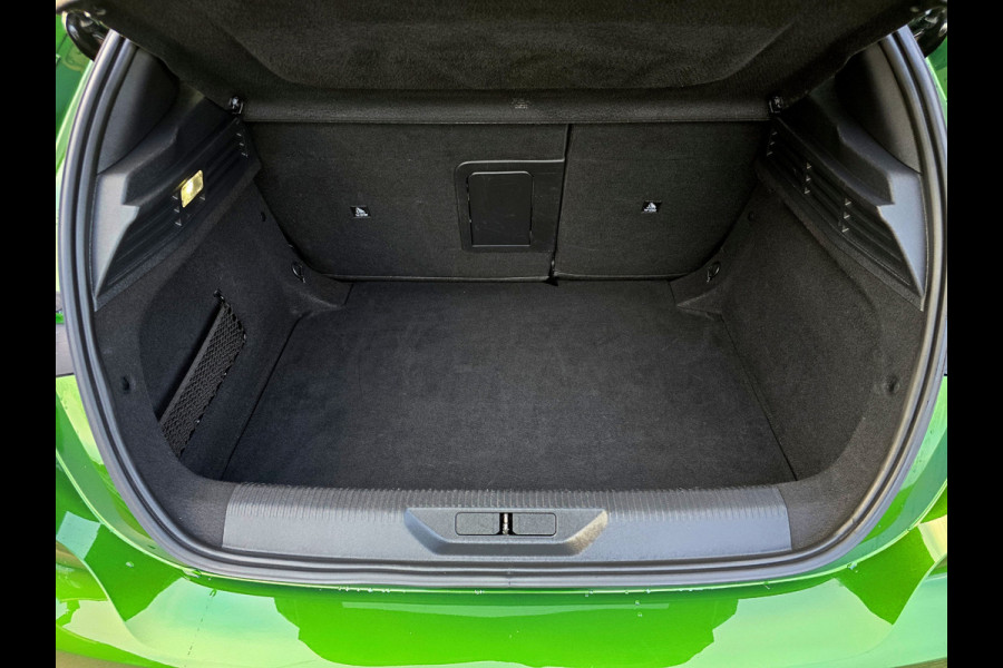 Peugeot 308 1.2 PureTech Allure Pack Business - 130 Pk - Euro 6 - ParkeerCamera - Navi - ACC - Climate Control