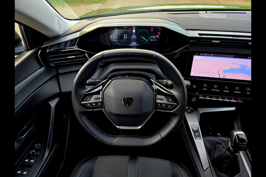 Peugeot 308 1.2 PureTech Allure Pack Business - 130 Pk - Euro 6 - ParkeerCamera - Navi - ACC - Climate Control