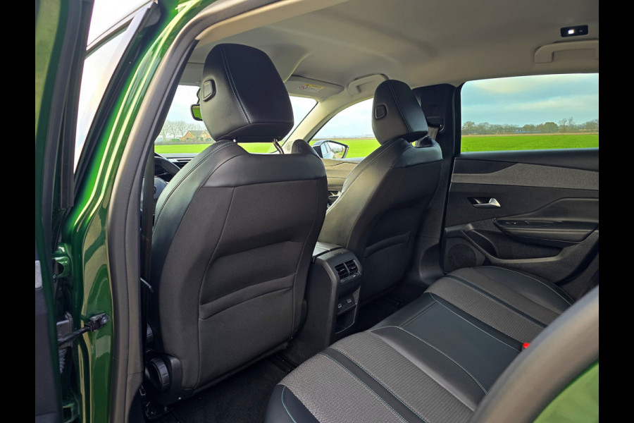 Peugeot 308 1.2 PureTech Allure Pack Business - 130 Pk - Euro 6 - ParkeerCamera - Navi - ACC - Climate Control