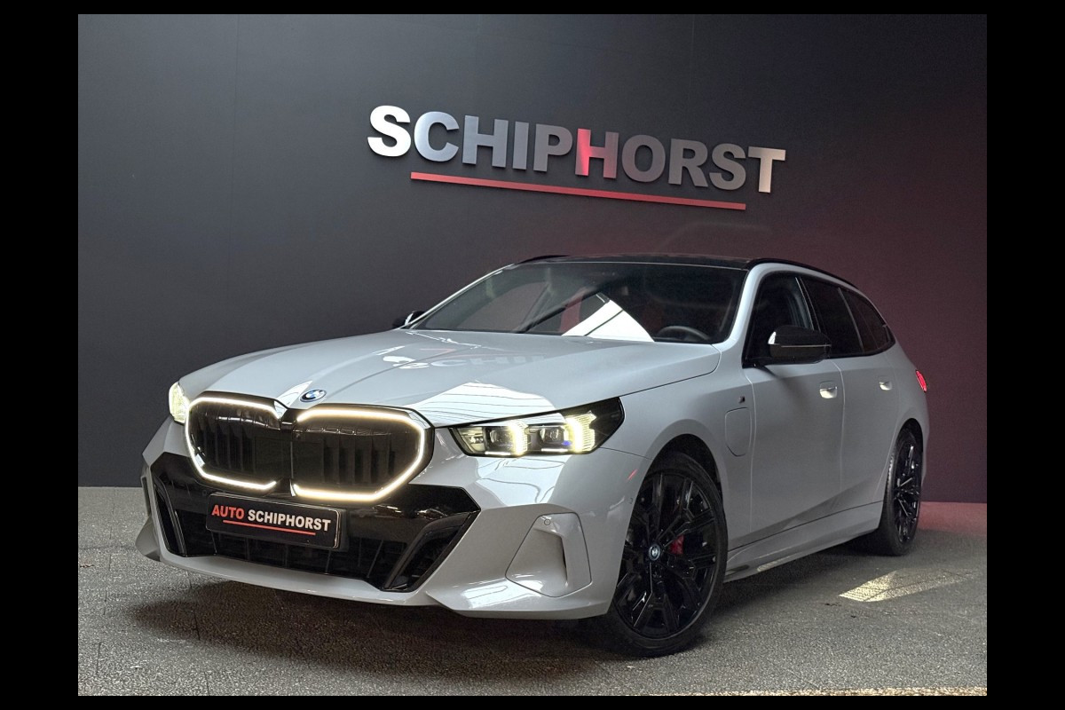 BMW 5 Serie 530e x-Drive M-Sport Pro-20 inch trekhaak panorama key-less