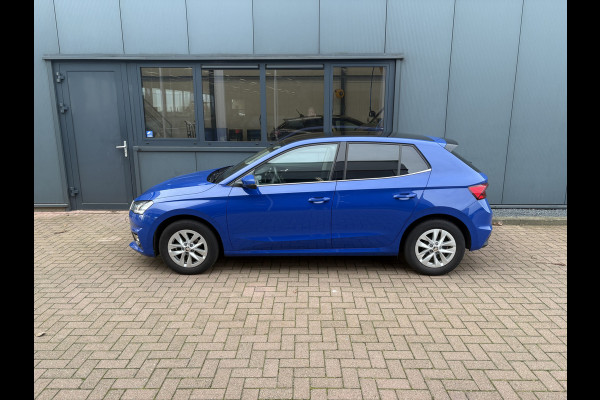 Škoda Fabia 1.0 TSi 95pk Business Edition 5-drs. PANODAK/ADAPT.CRUISE/KEYLESS/CARPLAY/WINTERPACK/PDC