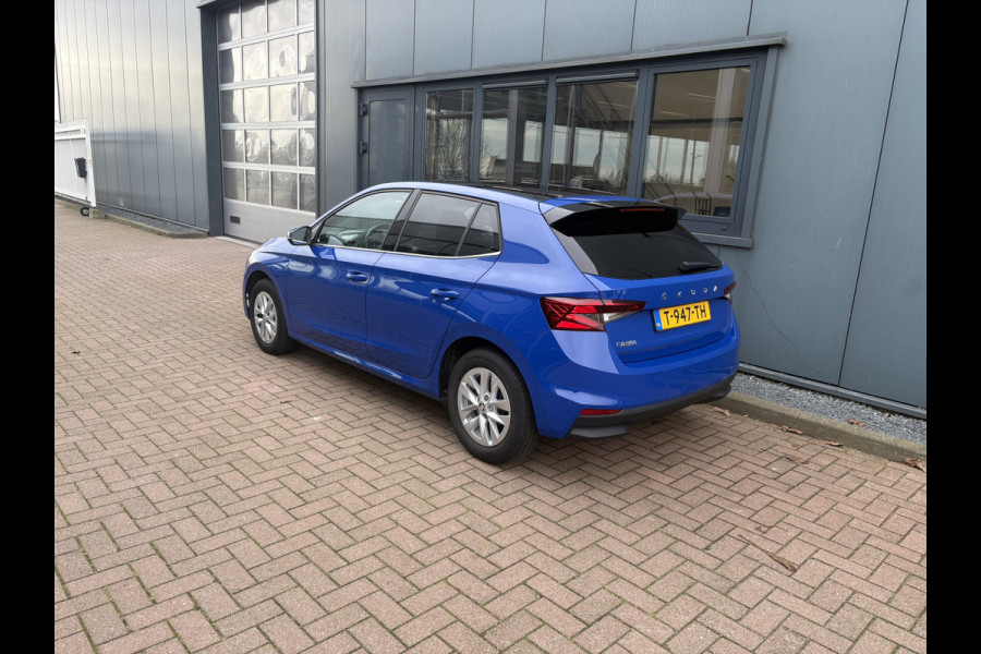 Škoda Fabia 1.0 TSi 95pk Business Edition 5-drs. PANODAK/ADAPT.CRUISE/KEYLESS/CARPLAY/WINTERPACK/PDC