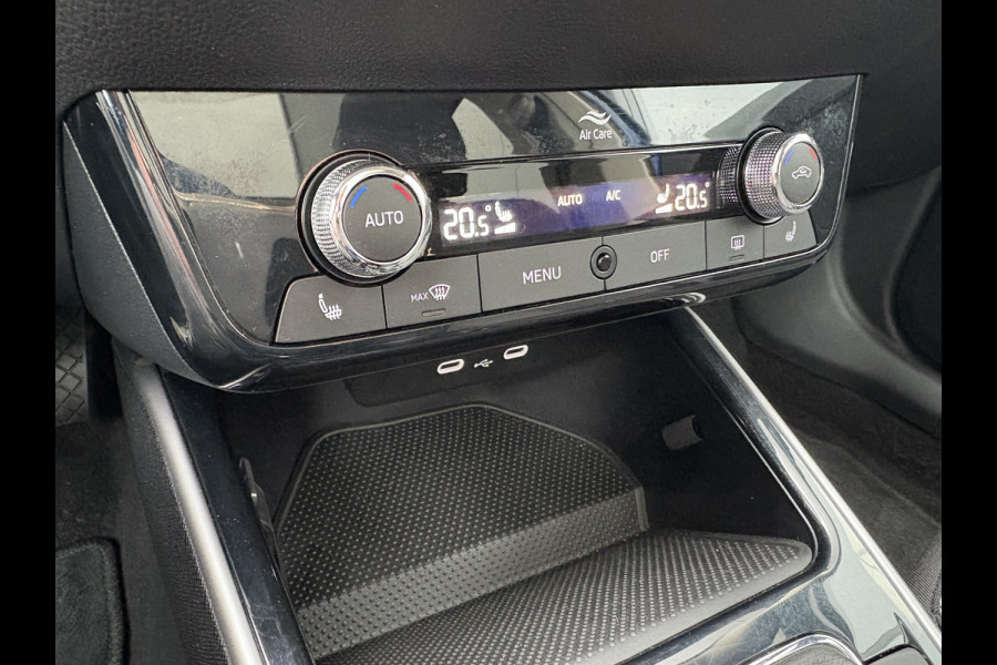 Škoda Fabia 1.0 TSi 95pk Business Edition 5-drs. PANODAK/ADAPT.CRUISE/KEYLESS/CARPLAY/WINTERPACK/PDC